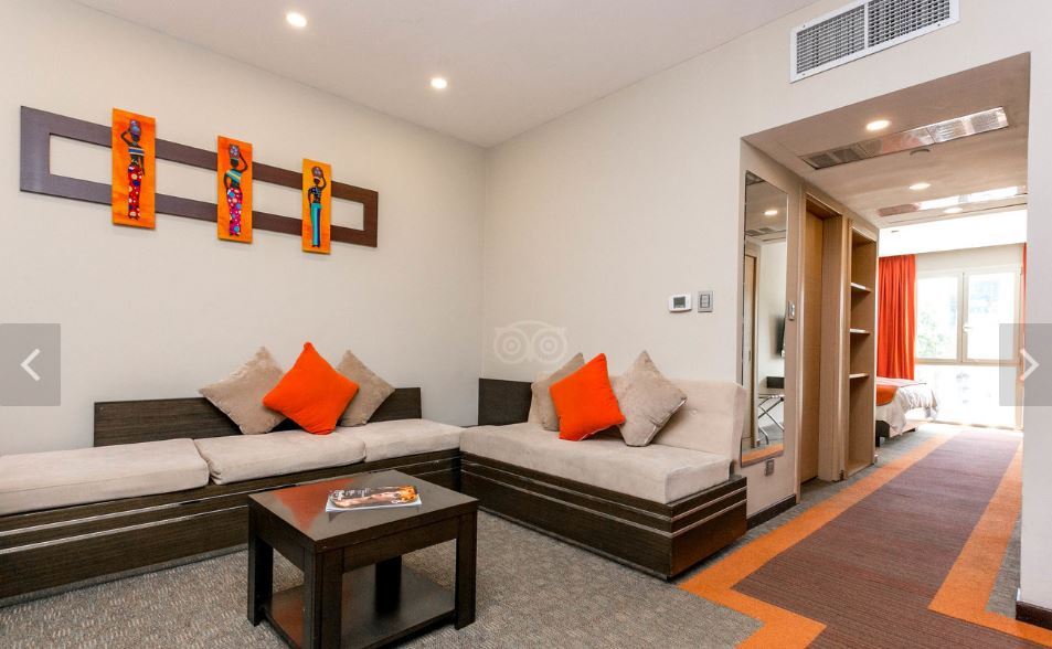 Hotel Altamira Village Каракас Екстериор снимка